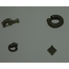 Gold pendant, gold swastika